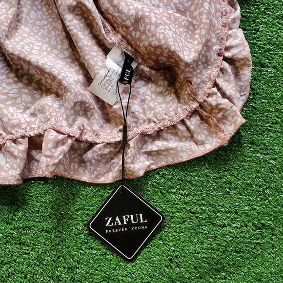 A-line  V-Neck Cutout Back Dress by Zaful Forever Young - Picture 11 of 11